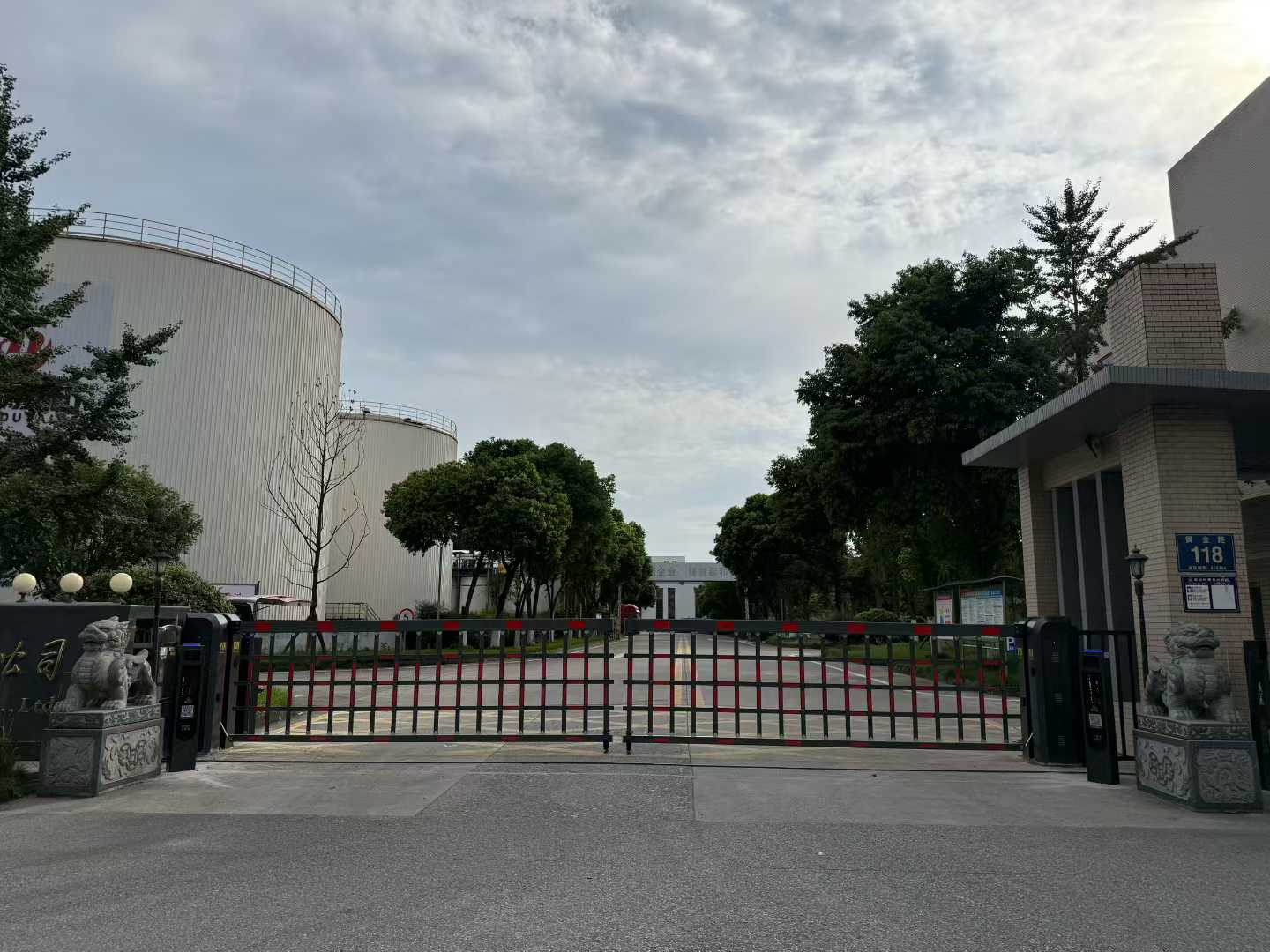 成都泰和沥青发展有限公司道闸系统、门禁系统项目